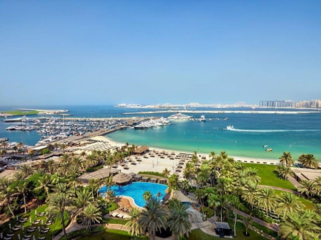 Le Meridien Mina Seyahi Beach Resort & Marina